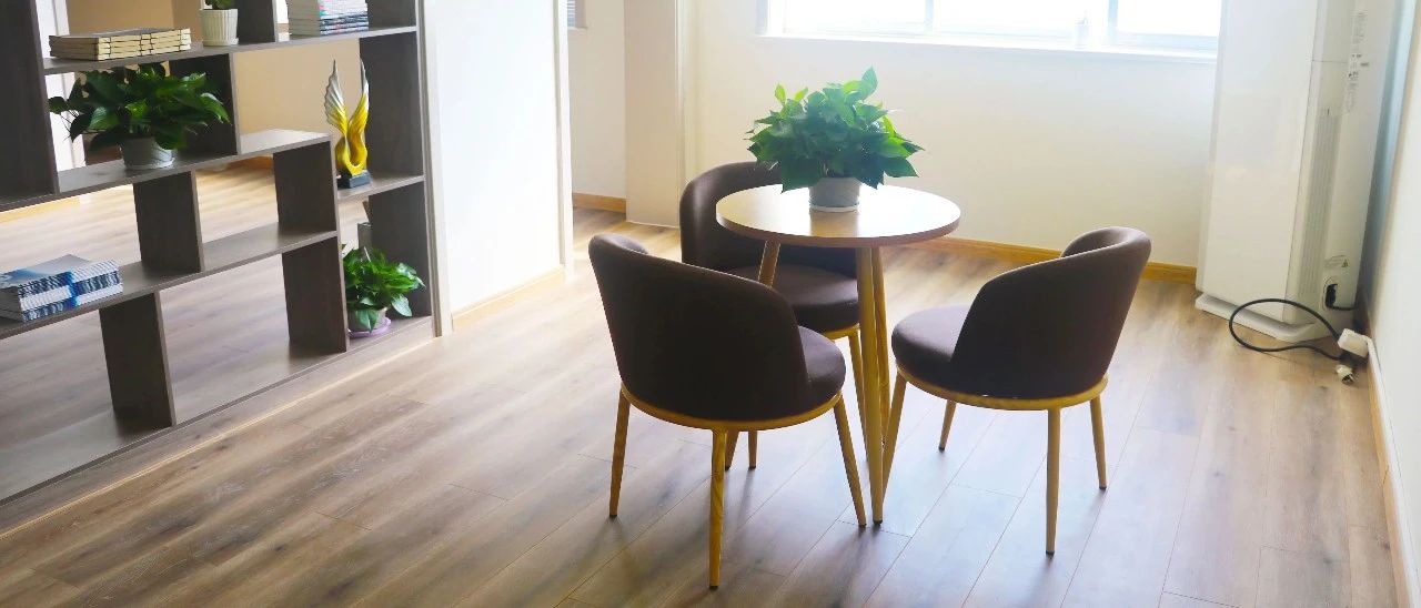 共建職工書屋，共享悅讀人生 | 國濟尚領(lǐng)積極響應(yīng)&ldquo;全民閱讀&rdquo;新風(fēng)尚