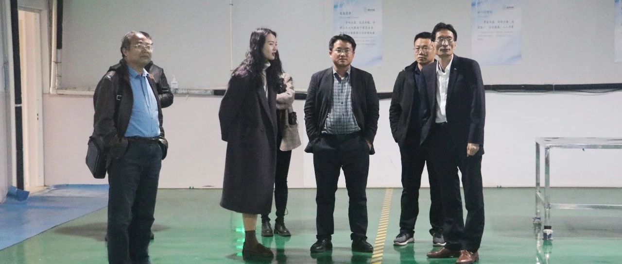 東營市廣饒縣中醫(yī)院黨總支書記、院長王景峰參觀考察日照市國濟尚領醫(yī)院管理服務有限公司