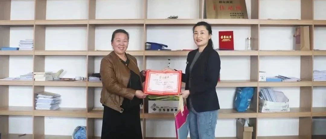 巾幗之花，競綻芳華，為她點贊！